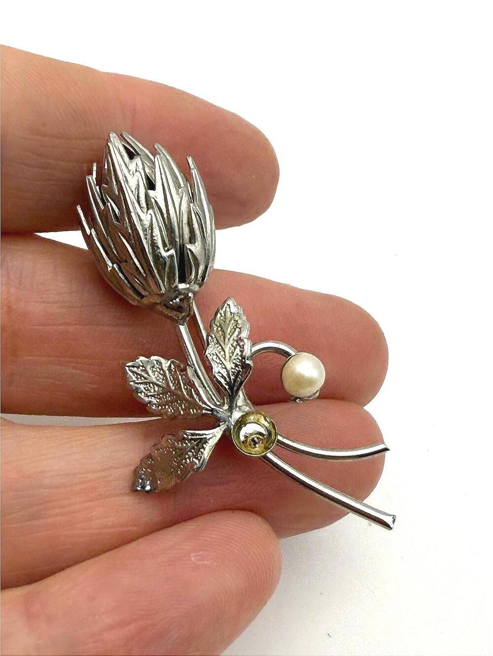 HOBE Designer Signed Silver Tone Flower Brooch With Pearl - And Missing Jade